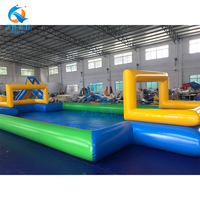 Jouet et structure extérieurs de terrain de football gonflable commercial pour les jeux de sport d'arène de football de savon d'explosion de construction d'équipe