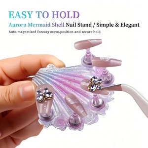 Support magnétique pour présentation d'ongles en forme de coquille de sirène, 4 couleurs dégradées, strass, acrylique, support d'entraînement pour manucure - Product Image 1