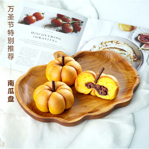 Plato de madera de cedro hecho a mano con forma de calabaza de 30x27x4cm para servir frutas en Halloween, bandeja decorativa para la mesa del hogar. - Product Image 1