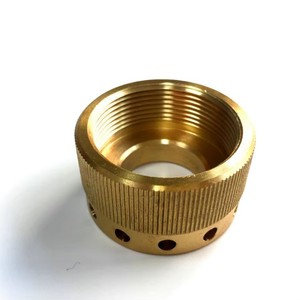 Manchon fileté moleté en laiton usiné sur mesure par CNC, usinage de précision, avec trous de positionnement et écrou fileté en cuivre - Product Image 4
