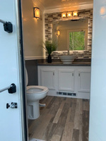Vente flash : Remorque toilettes mobiles conforme aux normes UL et DOT, idéale pour les événements en plein air ou le camping