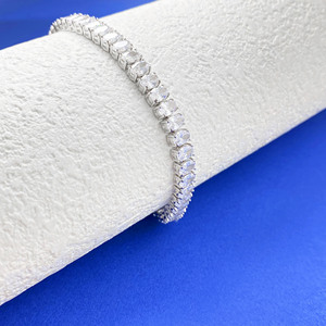 Bracelet de tennis de luxe europé<span class=keywords><strong>en</strong></span> et américain <span class=keywords><strong>en</strong></span> argent sterling S925, couleur D, moissanite, oeuf de <span class=keywords><strong>pigeon</strong></span> irrégulier - Product Image 3