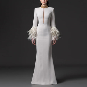 <span class=keywords><strong>Robe</strong></span> longue maxi ajustée pour femme, ornée <span class=keywords><strong>de</strong></span> plumes et <span class=keywords><strong>de</strong></span> perles lourdes, nouvelle collection 2026, sept couleurs - Product Image 1