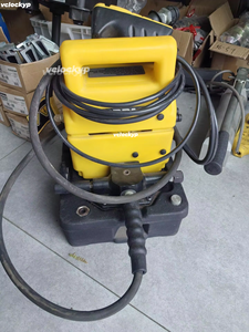Pompe hydraulique électrique ENERPAC PUJ1200E pour vérification des vérins à simple effet, 220V, protection IP65, précision 1%, garantie 1 an - Product Image 3