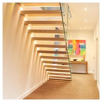 Escalier en colimaçon intérieur moderne, durable et écologique pour villa, en fer, avec garantie de 3 ans