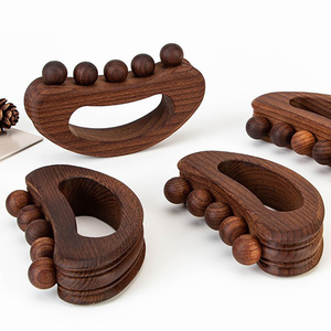 Logo personnalisé Gua Sha planche en bois massif épaule cou dos corps complet outils universels de thérapie de <span class=keywords><strong>massage</strong></span> en bois méridien - Product Image 1