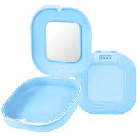 Boîte de rangement Sinicline pour appareil dentaire avec miroir et ventilation, pour prothèses dentaires et gouttières de rétention, sans miroir, avec outil de retrait de supports dentaires et gouttières, et gomme de mastication