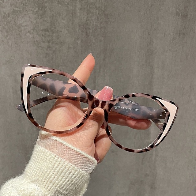 Hot Selling Cat Eye Blue Light Blocking Frame Eyeglasses Reading Glass Cat Eye Glasses Frame Glasses Women Plastic