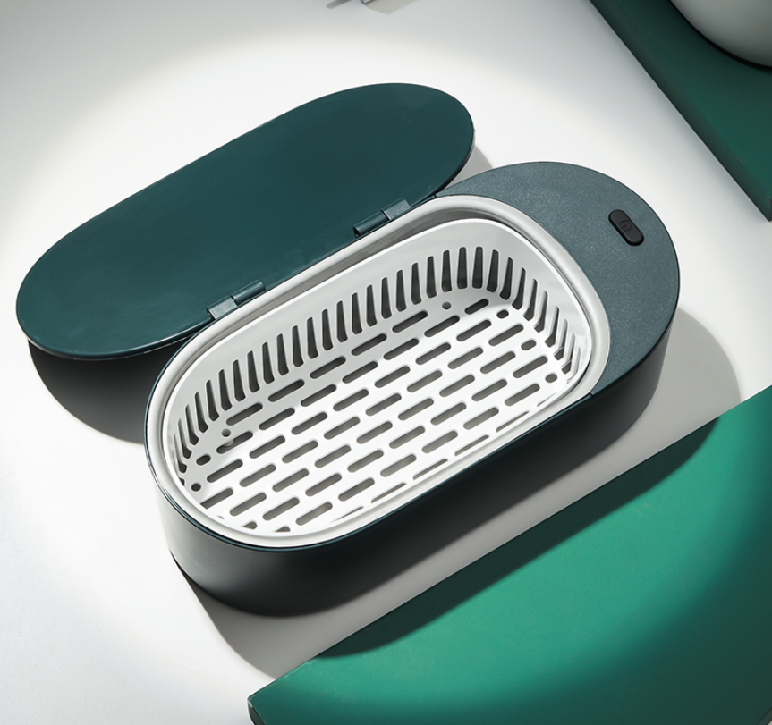 สีเขียว