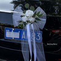 Romantische Europese luxe bruidsauto decoratie kunstmatige pioenroos bloemen buiten eenvoudige montage