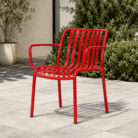 Chaise d'extérieur en aluminium rouge avec accoudoirs, chaise de jardin en métal avec assise à lattes thermolaquée pour patio, balcon, café