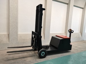 Weliftrich ES-15D 1.5 Ton All Terrain Pallet Jack 1500 KG Outdoor Rough Terrain Counterbalance Electric Stacker Pallet Truck - Product Image 3