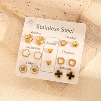 Pendientes de Mariposa y Flor de Diseño Exclusivo MW, Estilo Estrella de Moda, Joker de Alta Gama con Acero Inoxidable Chapado en Oro y Circonita como Piedra Principal