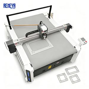Machine de découpe laser industrielle à lame oscillante haute vitesse REMEYA pour feuilles de plastique, films plastiques et tissus - Product Image 1