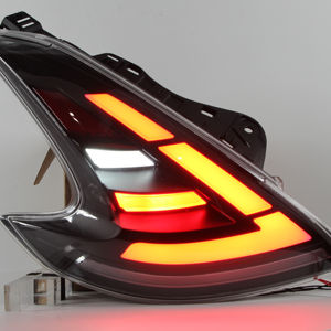 YLC para <span class=keywords><strong>Nissan</strong></span> 370Z <span class=keywords><strong>2008</strong></span>-2019, Piezas de Auto, Luces Traseras LED Mejoradas, Luces Traseras <span class=keywords><strong>Nissan</strong></span> Z34, Faros Antiniebla, Luces de Reversa - Product Image 1