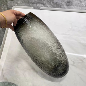 Grand <span class=keywords><strong>vase</strong></span> <span class=keywords><strong>en</strong></span> verre Bodhi sur pied pour culture hydroponique <span class=keywords><strong>de</strong></span> <span class=keywords><strong>bambou</strong></span> porte-bonheur et Pieris japonica, idéal pour l'aménagement floral séché dans le salon ou sur le bureau. - Product Image 4