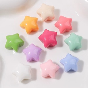 100 piezas de resina artificial, estrellas y corazones coloridos, cabujones planos, accesorios miniatura para centros de lazos para el <span class=keywords><strong>cabello</strong></span>, DIY, amor - Product Image 4