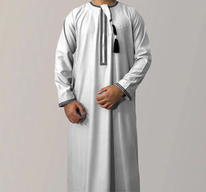Arabie Saoudite Vente en gros Kaftan islamique décontracté pour hommes Longue Jalaabiya Toub Robe <span class=keywords><strong>marocaine</strong></span> brodée - Product Image 2