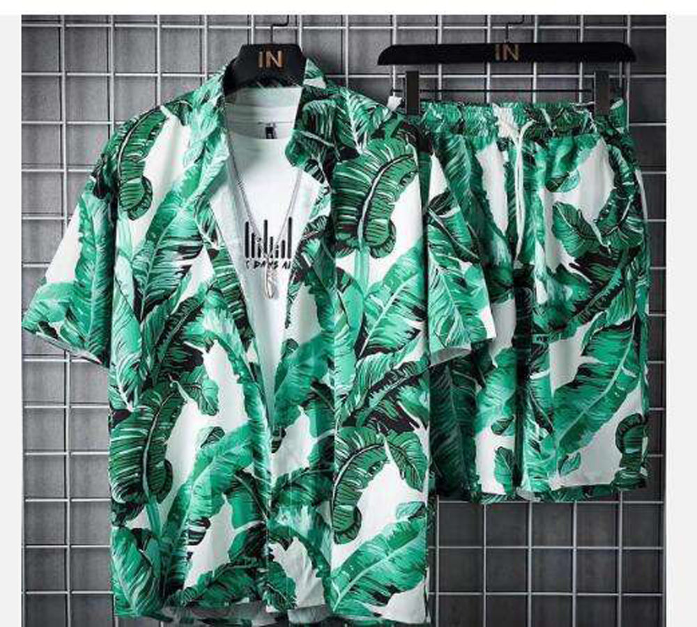 มีสีเขียวขุ่น