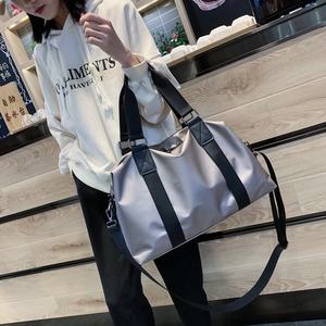 Amazons-Bolsa de nailon impermeable para <span class=keywords><strong>mujer</strong></span>, bolsa <span class=keywords><strong>deportiva</strong></span> de viaje para gimnasio, fin de semana, 4 colores, superventas, venta al por mayor - Product Image 1