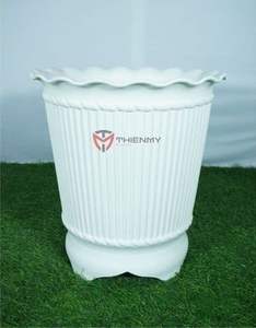 Pot à trois pieds rayé, pots à fleurs en plastique vintage, décoration intérieure, petits pots en porcelaine pour plantes succulentes - Product Image 1