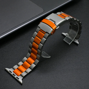 Bracelet en titane à trois maillons Upro Luxury pour Apple Watch, disponible en tailles 49 mm, 46 mm, 45 mm, 44 mm, 42 mm et 40 mm, pour homme, style business. - Product Image 1