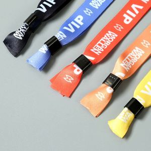 Bracelets en polyester imprimés OEM - Idéaux pour les festivals de musique, les conférences et les événements d'entreprise - Product Image 2