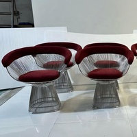 Fauteuil d'appoint style Platner avec structure en acier inoxydable poli, tissu couleur personnalisée, fauteuil lounge