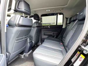 BYD Fangchengbao Leopard5 SUV Todoterreno Híbrido de Nueva Energía con Techo Panorámico y Asientos de Cuero, Coche de Segunda Mano - Product Image 6