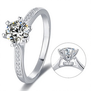Bague de fiançailles romantique en moissanite taille brillant 1 carat, certifiée IGI, couleur VVS1 DEF, en argent 925 plaqué rhodium, sertie à griffes - Product Image 4