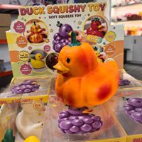 Groothandel Schattige Fruit Eend Squishy Speelgoed Zacht Langzaam Terugverend Stressverlichtend Knijp Speelgoed met Displaydoos