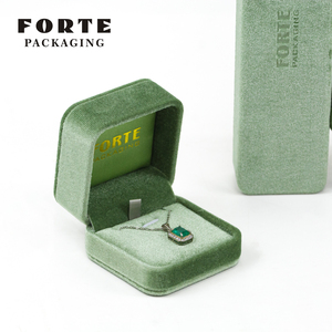 Boîte à bijoux FORTE, création individuelle, boîte à bijoux lumineuse, gemmes royales, chaîne longue, logo personnalisable, boîte cadeau de luxe, idée de bijoux - Product Image 3