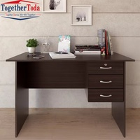 Bureau de travail moderne blanc, durable et au design épuré, avec tiroirs en métal et en bois, idéal pour l'école ou le bureau