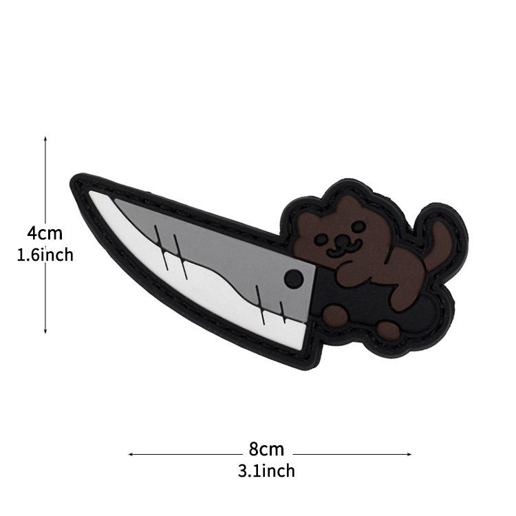 Little kitten big long knife (black background brown)