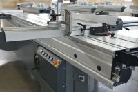 Scie à table coulissante ZDV6 haute précision certifiée CE ISO avec moteur de 5,5 kW pour la découpe de panneaux à base de bois, mélamine, MDF