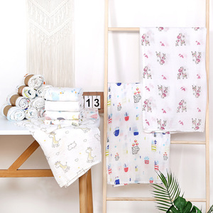 Manta Envolvente de Bambú y Algodón Carlota 105x120 Cm, Doble Capa de Gasa Suave para Bebés y Niños Pequeños - Product Image 1