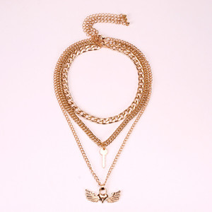 Collar de moda en capas de aleación de zinc dorada con múltiples cadenas, colgante de alas de ángel, corazón, candado y llave, cadena para clavícula, collar para suéter - Product Image 5