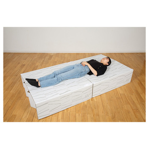 Cama individual moderna portátil y plegable estilo de muebles japoneses para habitación de niños o niñas - Product Image 1