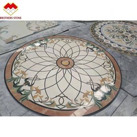 Luxuriöses Foyer-Design Blumen-Wasserstrahl-Medaillon Runde Marmorfliesen Maßgefertigtes Schwarz-Weißes Marmor-Wasserstrahl-Medaillon Teppich