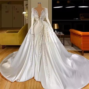 Prix d'usine Robe de mariée détachable en satin à manches longues et col en V profond avec strass perlé de luxe - Product Image 2