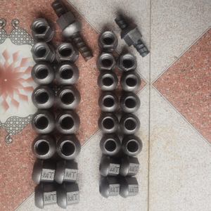 صامولة فولاذية مصبوبة مقببة لجميع قضبان اللولب والمسامير والصواميل - Product Image 4