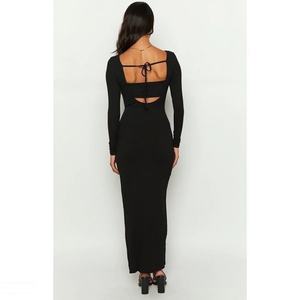 Vestido Maxi Negro de Manga Larga con Cuello Redondo, Corte Ajustado, Espalda Descubierta y Cintura con Lazo, en Oferta - Product Image 3