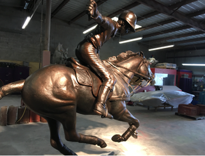 Statua Moderna in Metallo per Esposizioni Interne, Arte Raffinata, Uomo a Cavallo, Scultura in Bronzo Norton, Statua Animale Fatta a Mano a Grandezza Naturale - Product Image 1