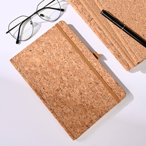 สมุดโน้ต Boshiho Eco-Friendly Cork A5 100 แผ่น ปกแข็ง กระดาษมีเส้นบรรทัด พร้อมสายรัดยางยืด สำหรับจดบันทึกและไดอารี่ - Product Image 4