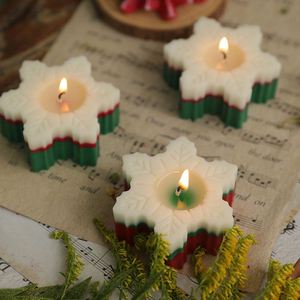 Winter Christmas With a Snowy Atmosphere Wholesale Creative Design Gifts Handmade Flower-Shaped Soybean <b>Wax</b> <b>Candles</b> - Product Image 1