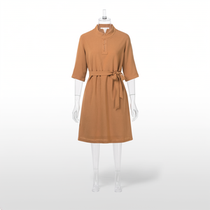 Robe midi en soie de mûrier unie à manches courtes, coupe trapèze, décontractée pour femme avec ceinture à la taille - Product Image 4