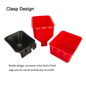 Tempat Makan dan Minum Plastik Gantung untuk Kelinci, Burung, Ayam, dan Merpati - Product Image 4