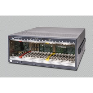 Chasis PXIe Keysight M9046A de Alta Potencia, 18 Ranuras, 24 GB/s - Product Image 2
