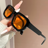 Lunettes de soleil unisexes noires à monture fine et unique, protection UV400, monture carrée, en stock 2026