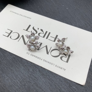 <span class=keywords><strong>Best</strong></span> <span class=keywords><strong>Seller</strong></span> en Europa y América Oval Ear Clip Personalidad Moda Pendientes de perlas Anillos novedosos Mujer - Product Image 6